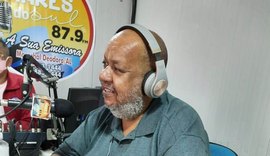 Poeta alagoano é atração no rádio FM apresentando programa semanal no interior de AL
