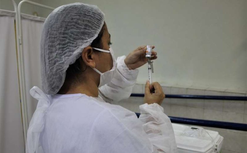 SEMS de Penedo amplia imunização para pessoas com baixa imunidade e acamadas