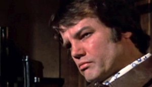 Morre Joe Don Baker, ator da franquia 007, aos 89 anos