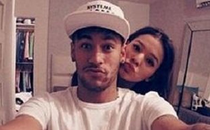 Bruna Marquezine e Neymar planejam casamento na França