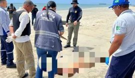 Corpo de homem é encontrado despido e com ferimento na cabeça em praia de Maceió