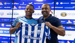 CSA busca reforços para disputa das três competições que disputa