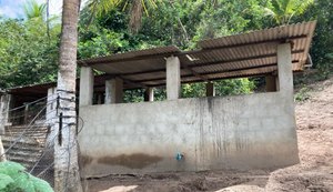 Vigilância Sanitária notifica pocilga clandestina no bairro de Riacho Doce