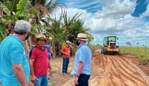 Em Taquarana prefeito fecha parcerias avançando na pavimentação urbana e rural
