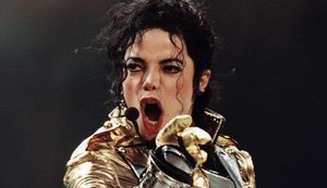 Músicas póstumas de Michael Jackson são falsas, afirma Sony