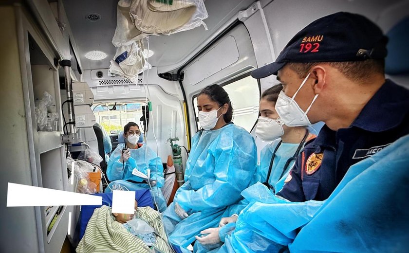 Samu realiza transferência de emergência em caso de suspeita de meningite em criança de 3 anos