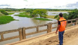 Prefeituras reforçam sinalização às margens do São Francisco durante cheia