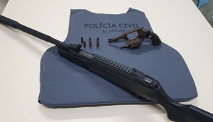 PC apreende armas e prende homem na cidade de Maravilha