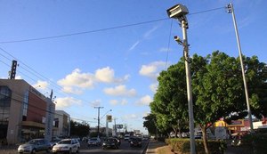 Prefeito promete usar radares móveis em Maceió