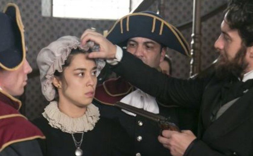 Miss Liu é desmascarada e enfrenta Thomas, mas é presa em navio