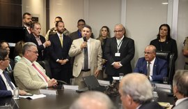 Ex-PGJ Márcio Roberto toma posse como novo desembargador do TJ/AL