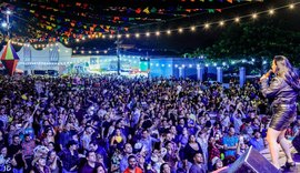 Noda de Caju e artistas locais animam o Arraial Central em Maceió