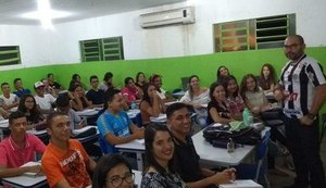 Cursinho pré-vestibular gratuito inicia mais uma temporada