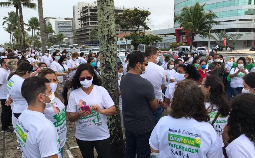 Profissionais realizam ato pela aprovação de projetos que tramitam no congresso nacional