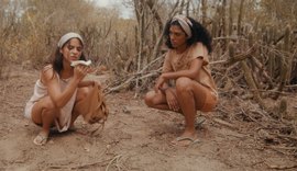 Filme alagano 'Tapando Buracos', de Pally e Laura Fragoso participa de mostra competitiva em Cuiabá