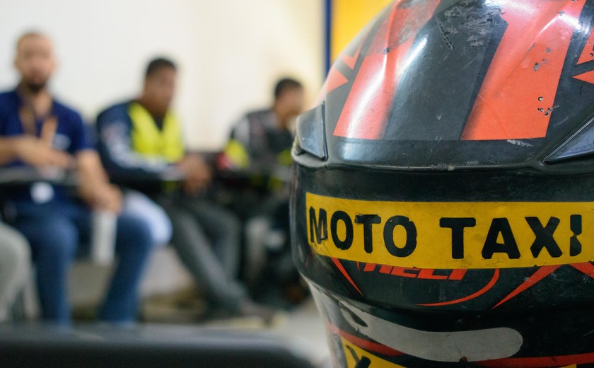 Detran participa de pesquisa nacional sobre o dia a dia de mototaxistas e motofretistas