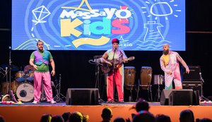 Primeiro dia do Massayó Kids reúne criançada no Estacionamento de Jaraguá
