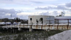 “Porto da Braskem agrava erosão no Pontal”