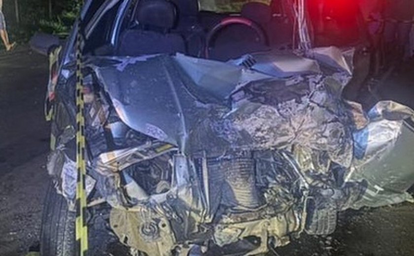 Após invadir a contramão, idoso morre em colisão na AL-130 em Pão de Açúcar