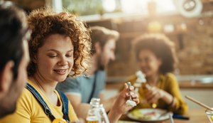 Bares e restaurantes seguram os preços à espera do Carnaval