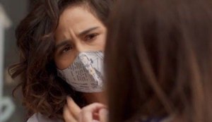 'Amor de Mãe': Érica sente cheiro de Lurdes em Thelma, que se desespera