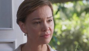 'Espelho da Vida': Ana enfrenta Alain e o impede de resgatar Cris