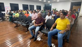 PRF promove palestra sobre prevenção de acidentes no trânsito