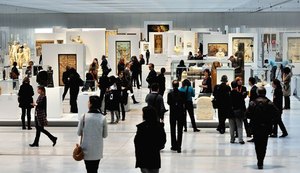 Filial do Louvre em Lens faz campanha para receber a Mona Lisa
