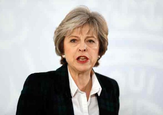 Primeira-ministra britânica diz que Brexit será votado no Parlamento