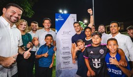 JHC entrega praças revitalizadas e transforma área central de Fernão Velho em parque linear