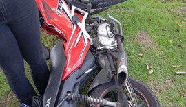 Motociclista morre na Durval de Góes de Monteiro após colidir em caminhão