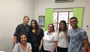 Estudantes de enfermagem visitam Sineal para apresentação acadêmica