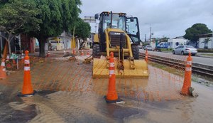 Obra emergencial da BRK executa reparo de vazamento de grande porte no Jaraguá