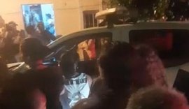 Menina de 13 anos morre após ser baleada na cabeça