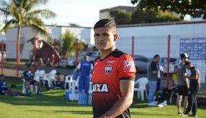CRB anuncia contratação do atacante Júnior Brandão