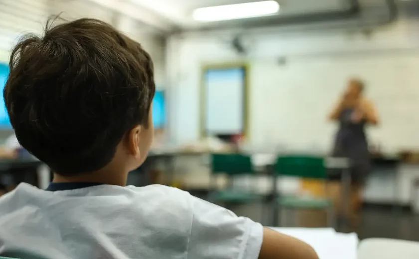 STF suspende leis que proibiram ensino de gênero nas escolas