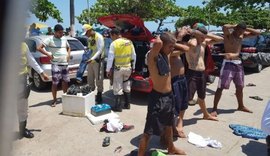 Suspeitos de tráfico de drogas são surpreendidos na orla de Maceió