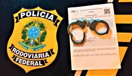 Foragido da justiça por crime de homicídio é preso pela PRF na BR-101