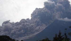 Erupção do vulcão de Fogo na Guatemala deixa 25 mortos