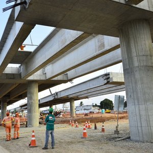 Obra Do Viaduto Da Prf Avan A Tribunahoje