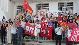 Movimentos repudiam o golpe militar
