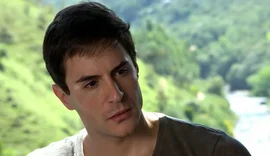 Qual o segredo de Inácio, sósia de Fabian em 'Cheias de Charme'?