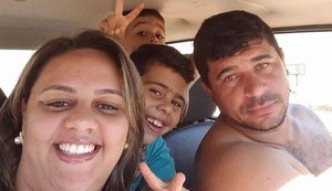 Mãe luta para rever filho de sete anos detido nos EUA