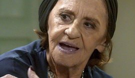 Sol Nascente copia cena de Vale Tudo e Sinhá manda banana para o Brasil