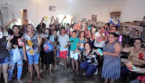 Arapiraca: instituto realiza ação social e beneficia 45 mulheres