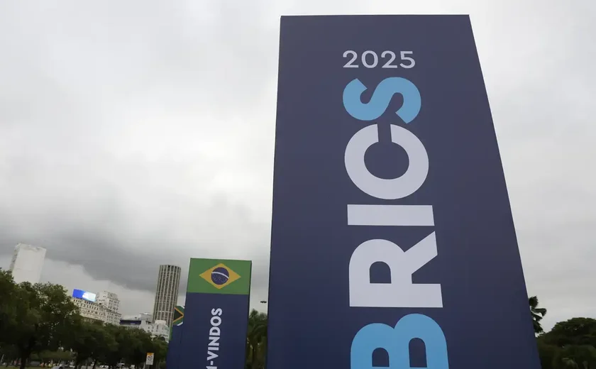 Negociações para sistema próprio de pagamento do Brics avançam