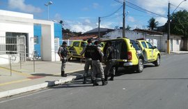 Polícia prende quatro traficantes de drogas em São Luiz do Quitunde