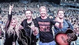 Após anos longe dos palcos, Avril Lavigne faz participação em show do Nickelback