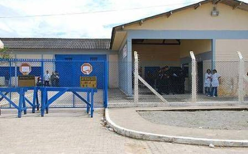 Agentes frustram fuga de presos no Baldomero Cavalcanti
