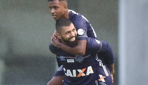 Para afastar crise, Santos goleia o Vitória com show do garoto Rodrygo